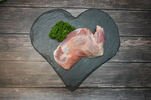 Lammschulter mit Knochen, 500g Portion, Preis pro kg 23,90€ - Anzahlung