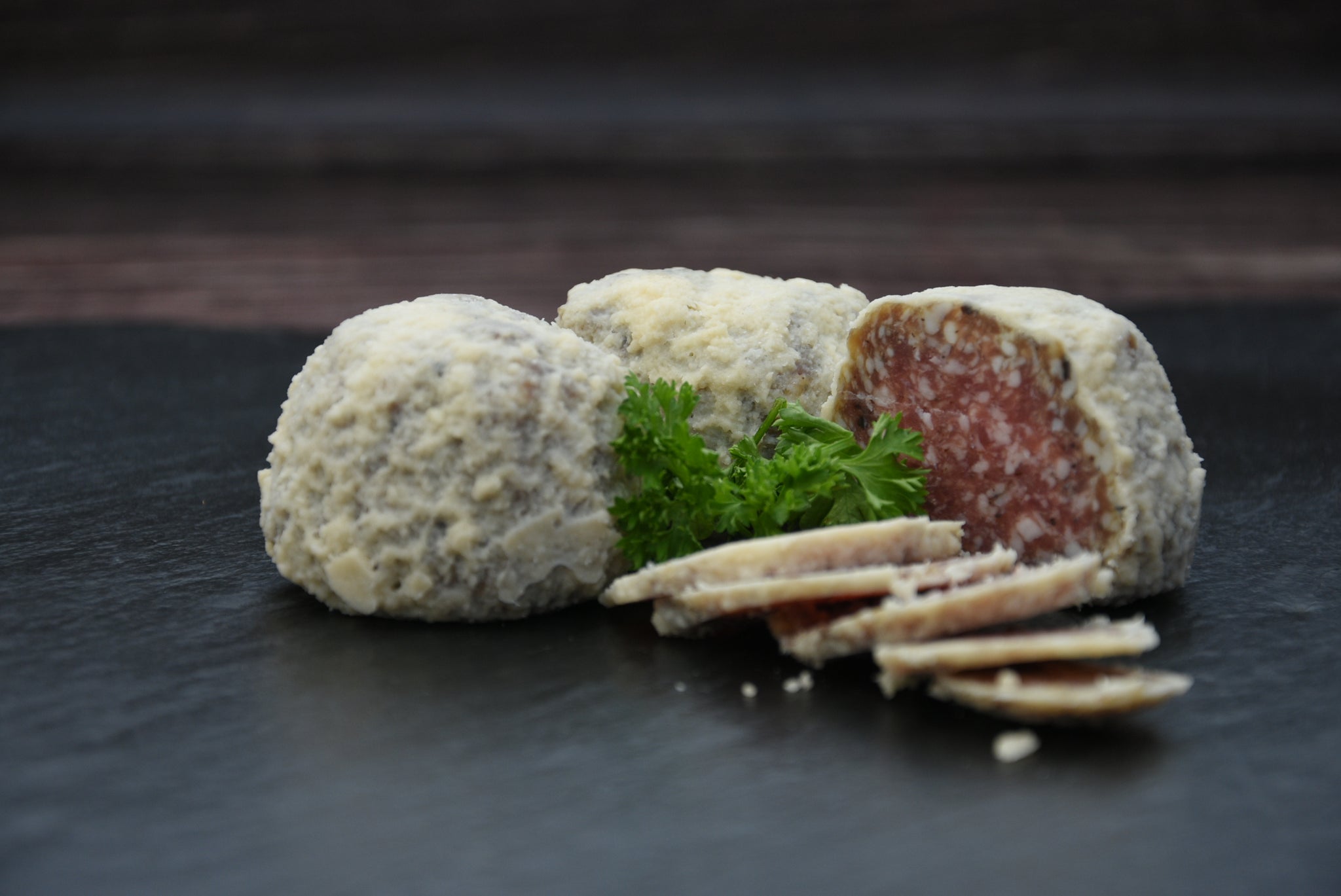 Saltoffu, Salami-Spezialität, Kugel (ca. 80g), Preis pro kg 54,90€ - Anzahlung