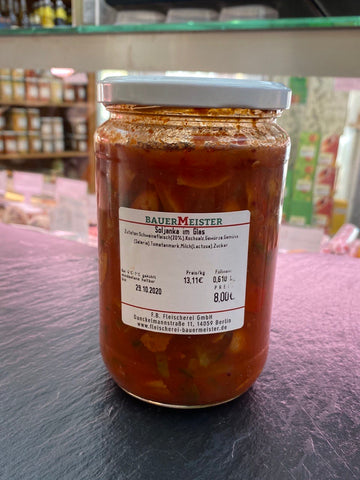 Hausgemachte Soljanka im Glas