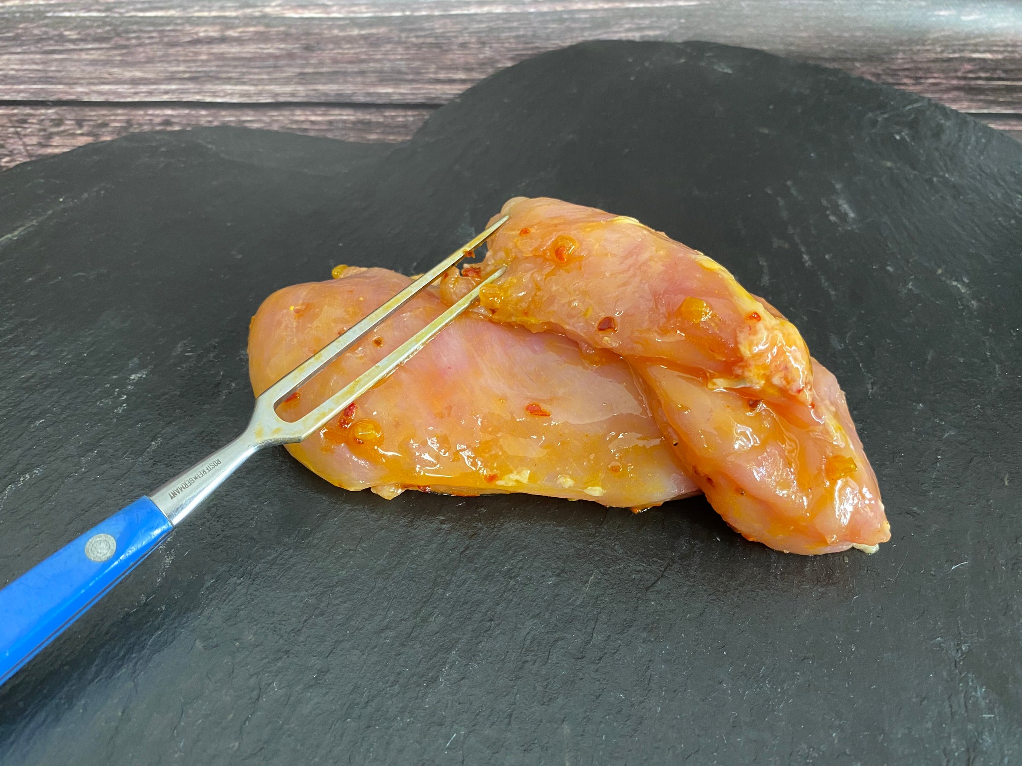 Hähnchenbrustfilet mariniert „Afrika Chilli“ - 250g Portion- Preis pro Kg 30,90€ - Anzahlung