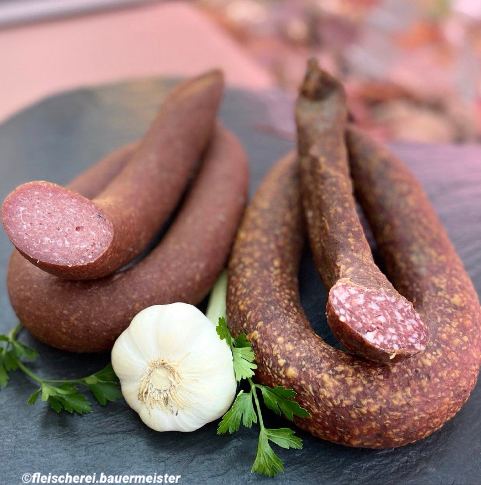 Kümmel- und Knoblauchring (pro Stück ca. 500g), Preis pro Kilo 32,90€ - Anzahlung